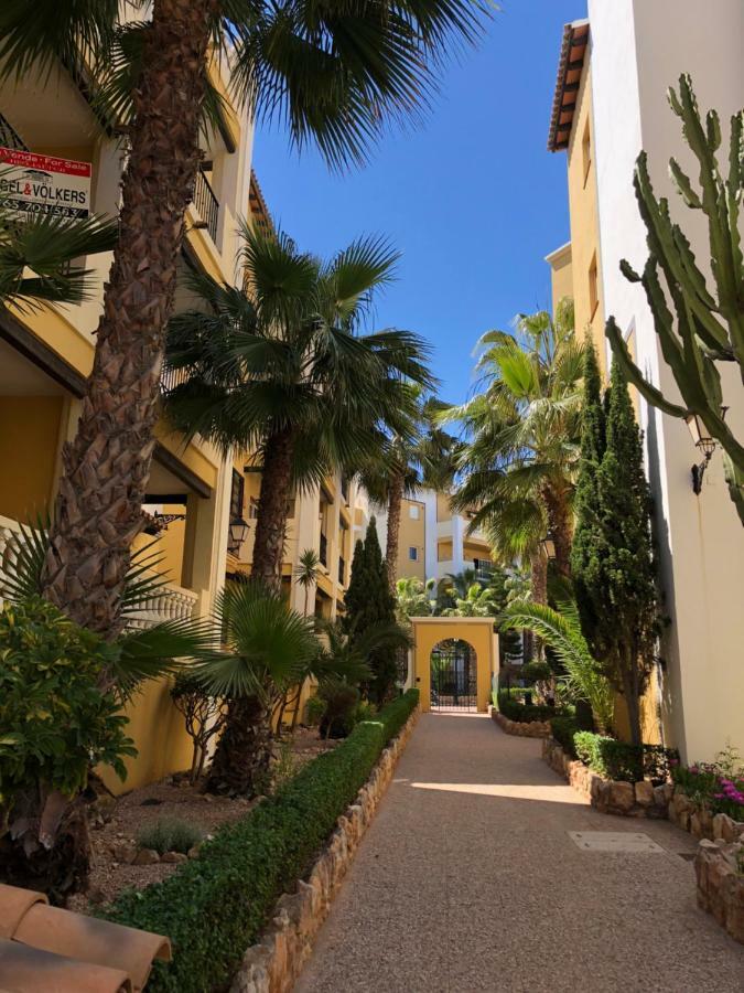 Apartamento Tranquilo, Aldea Del Mar Torrevieja Bagian luar foto